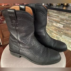 (EUC) ARIAT HERITAGE ROPER BOOT BLACK FULL GRAIN LEATHER 10 EXCELLENT CONDITION